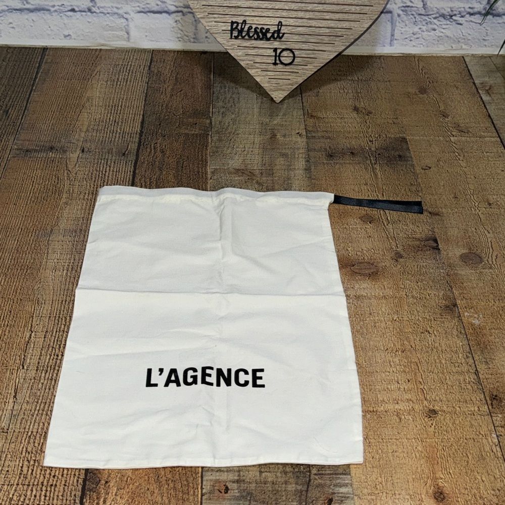 L'AGENCE Logo Drawstring Shoe Bag Dust Storage Bag 
New unused